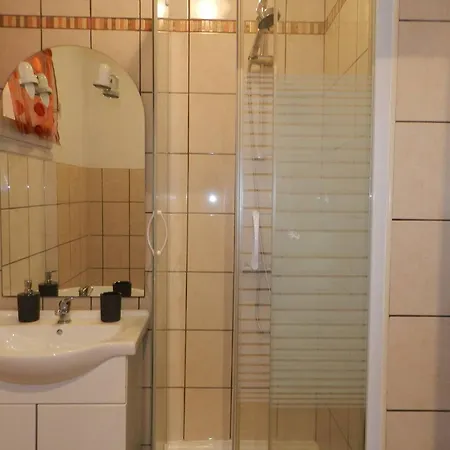 Apartmán Bormes-les-mimosas, 1 Piece, 4 Personnes - Fr-1-251-654 *