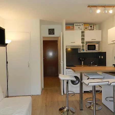 Apartmán Bormes-les-mimosas, 1 Piece, 4 Personnes - Fr-1-251-654 *